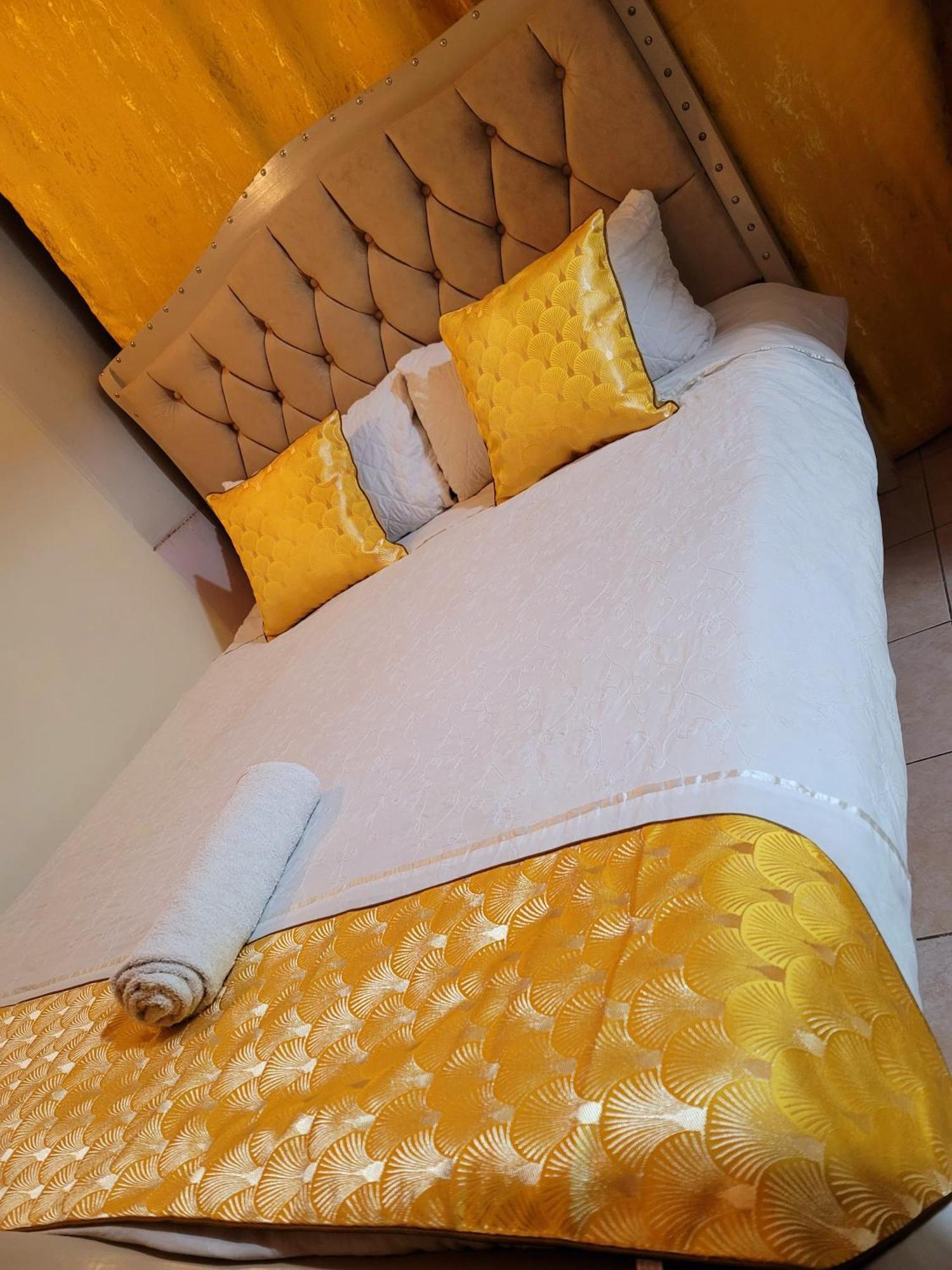 Deka Hotel Ngara Equity Найробі Екстер'єр фото