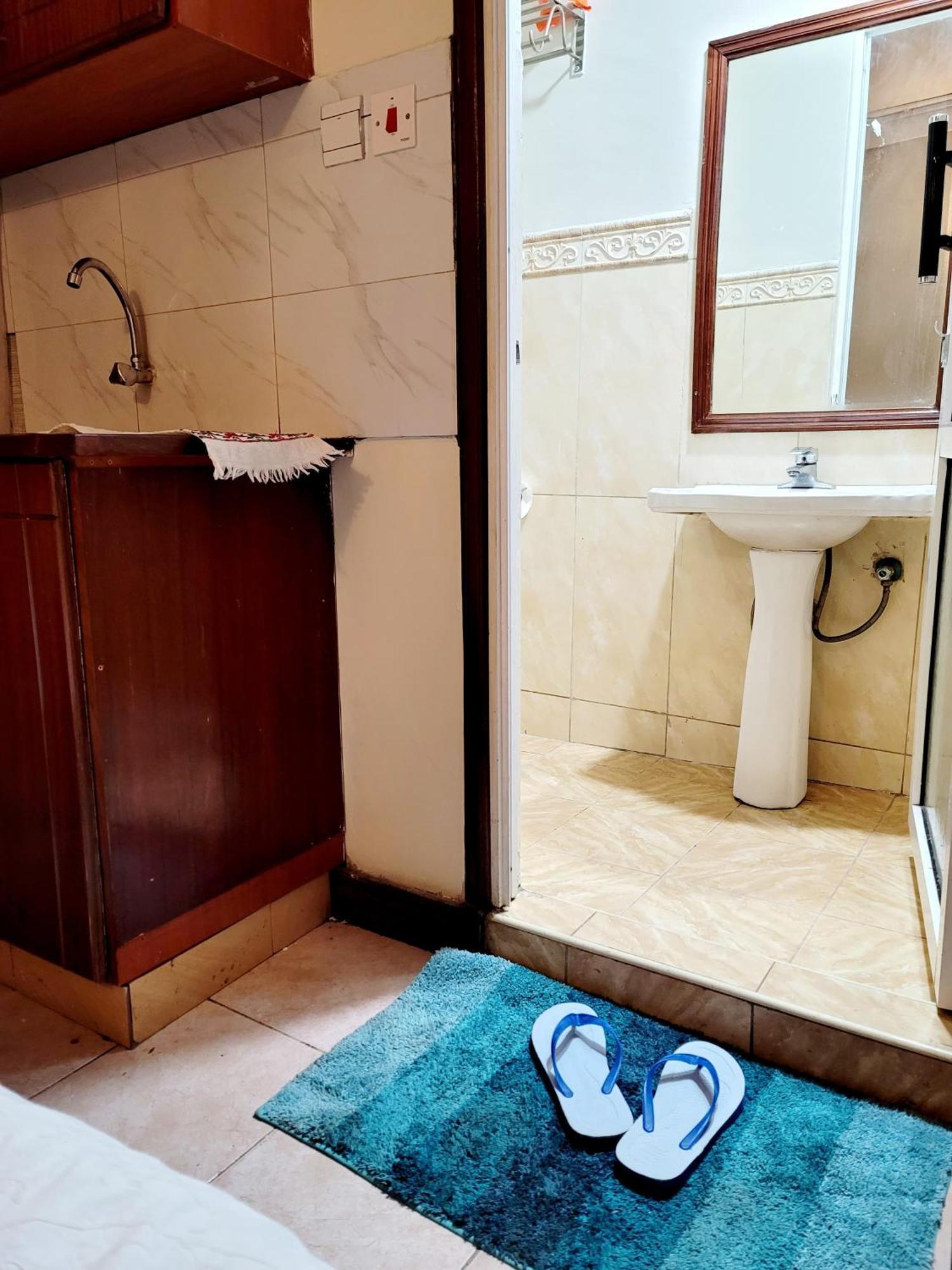 Deka Hotel Ngara Equity Найробі Екстер'єр фото