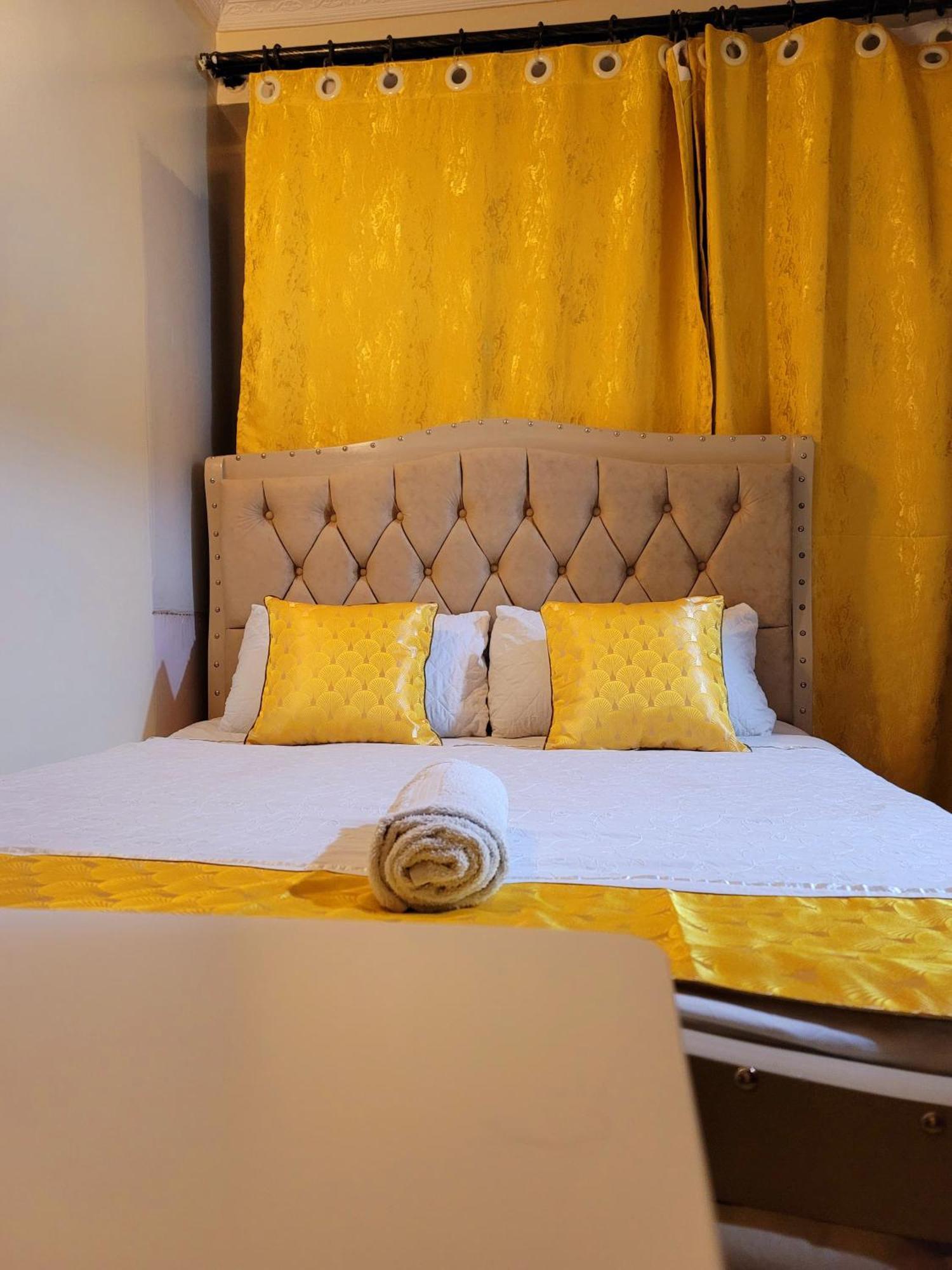 Deka Hotel Ngara Equity Найробі Екстер'єр фото
