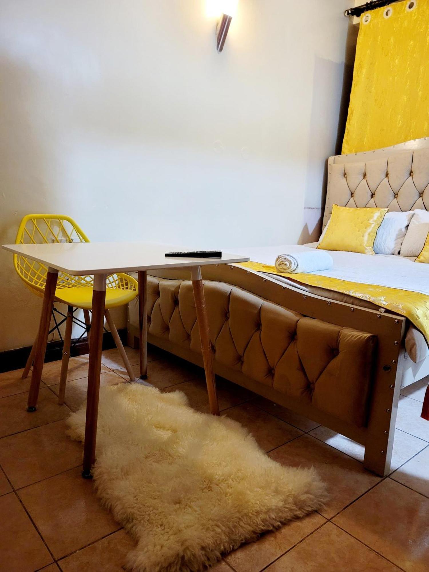 Deka Hotel Ngara Equity Найробі Екстер'єр фото
