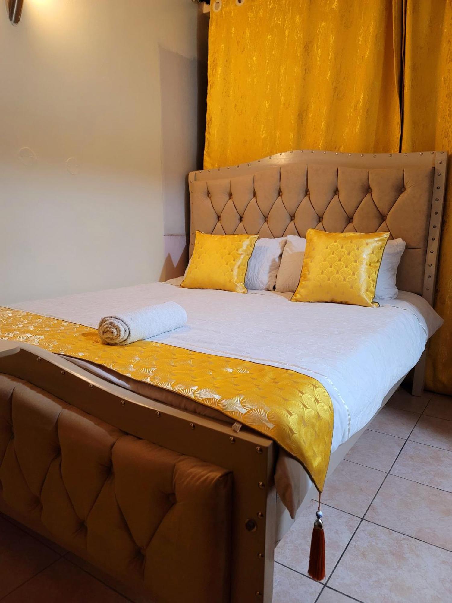 Deka Hotel Ngara Equity Найробі Екстер'єр фото
