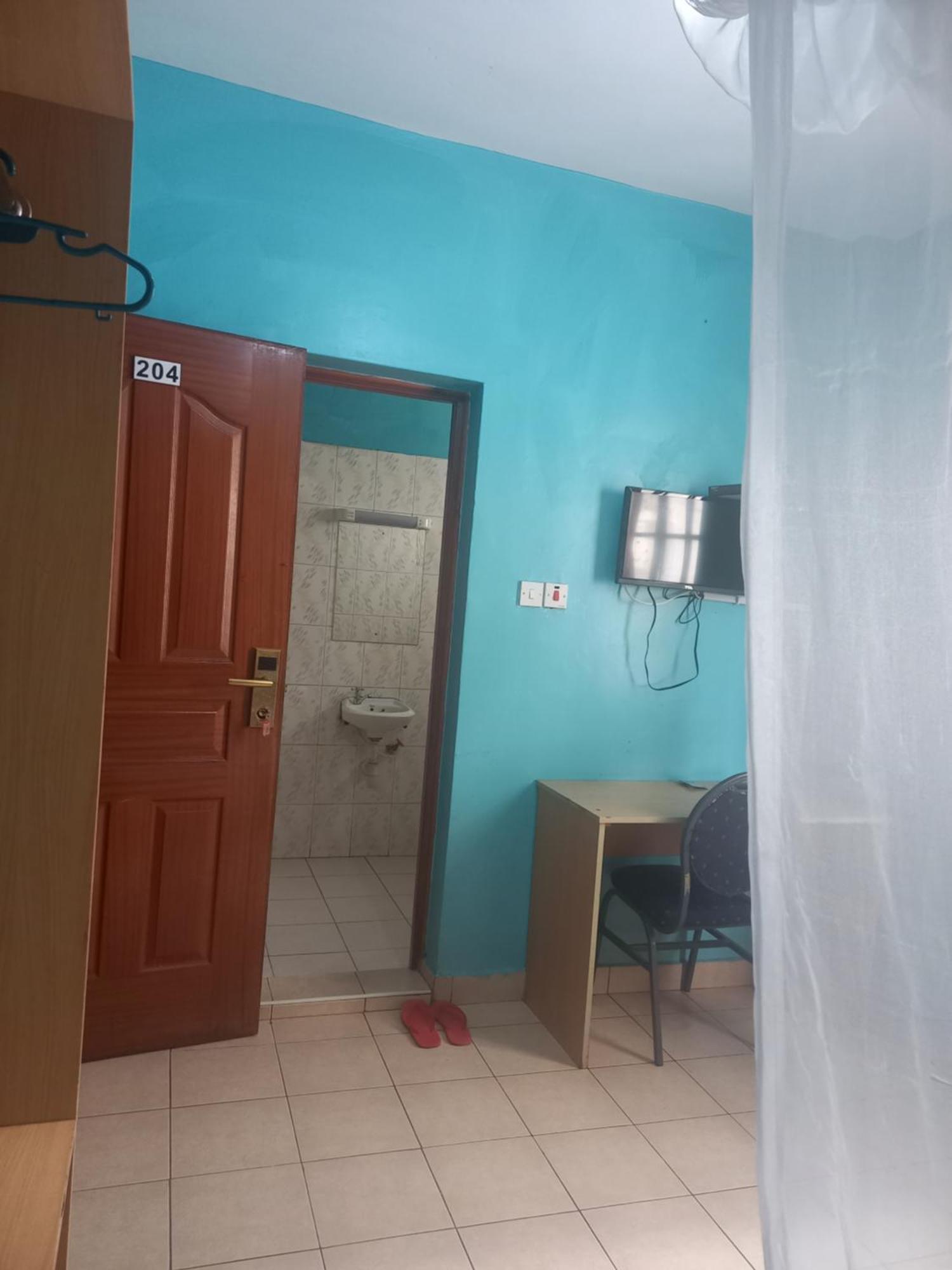 Deka Hotel Ngara Equity Найробі Екстер'єр фото